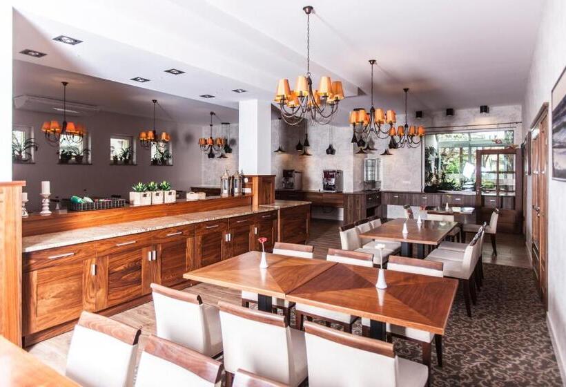 Fotos del hotel O?rodek Wypoczynkowy Alcest:  23