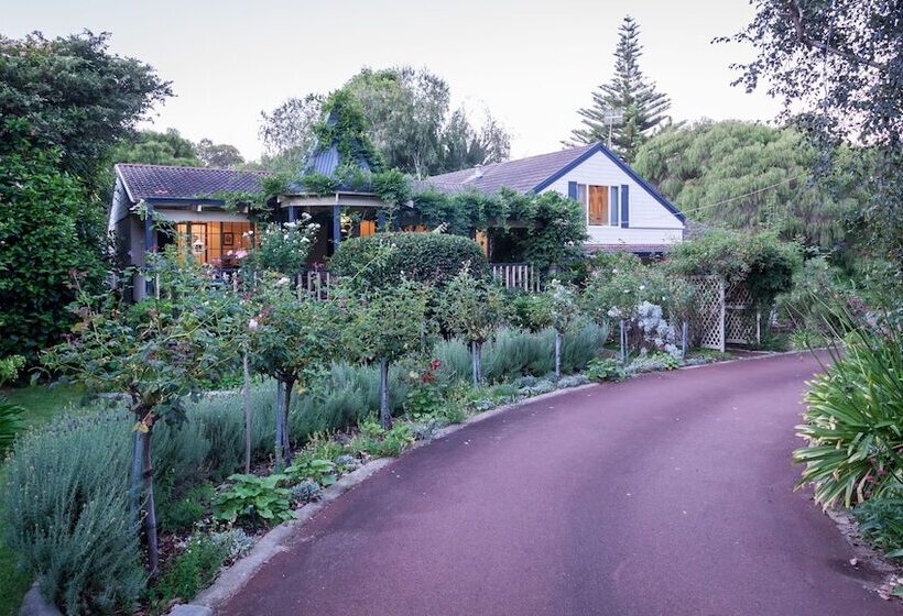 فندق Rosewood Guesthouse