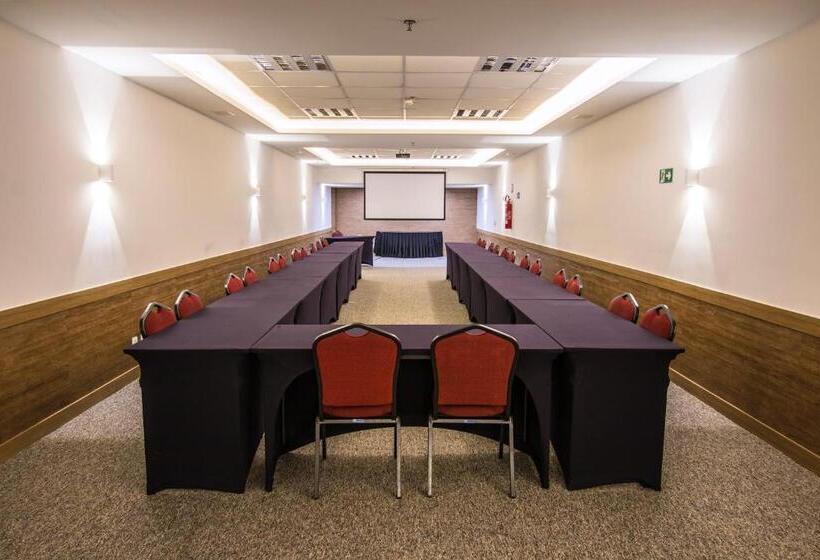 S4 Hotel águas Claras