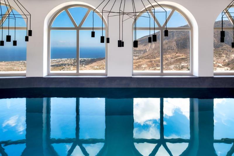 هتل Skyfall Suites  Adults Only