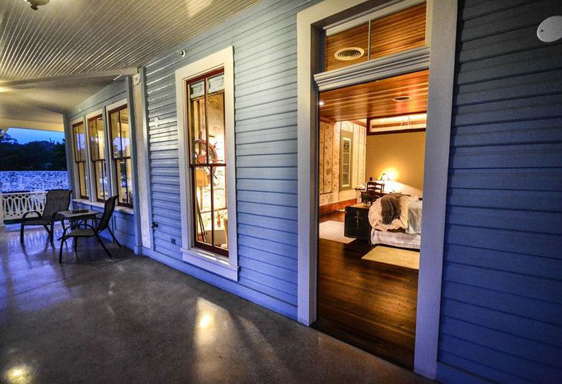 호텔 Legendary Texas Polo Club At Phillip Manor Sqaure B&b