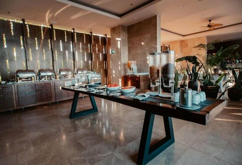 هتل Wyndham Tamarindo