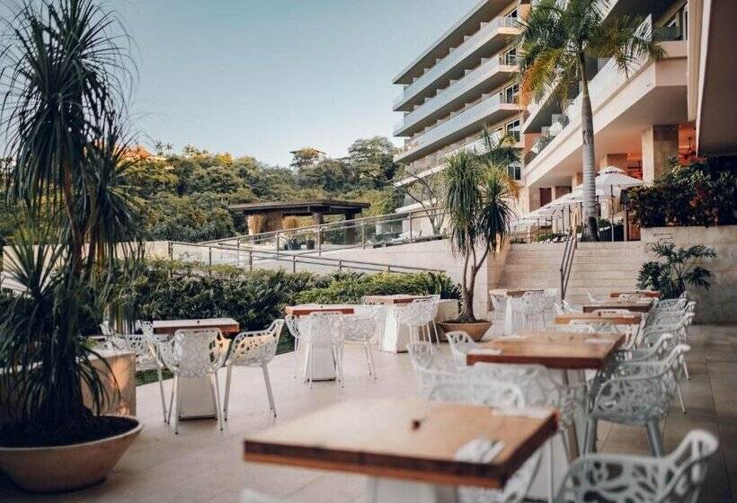 هتل Wyndham Tamarindo