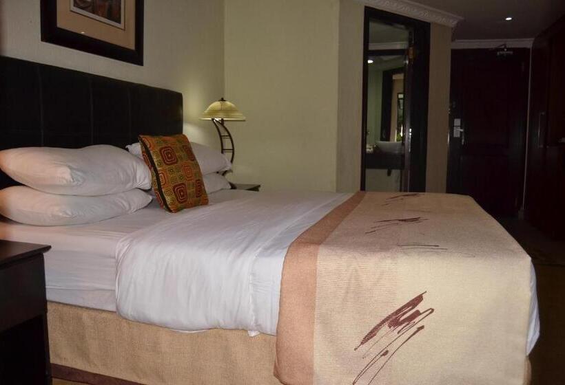 هتل Zawadi House Lodge