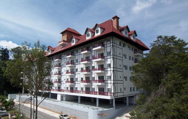 Iris House Resort