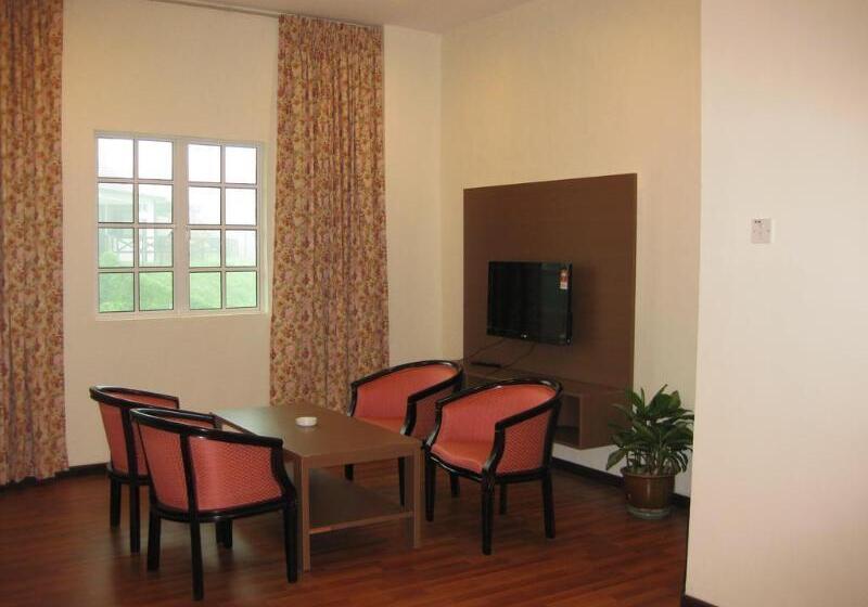 Iris House Resort