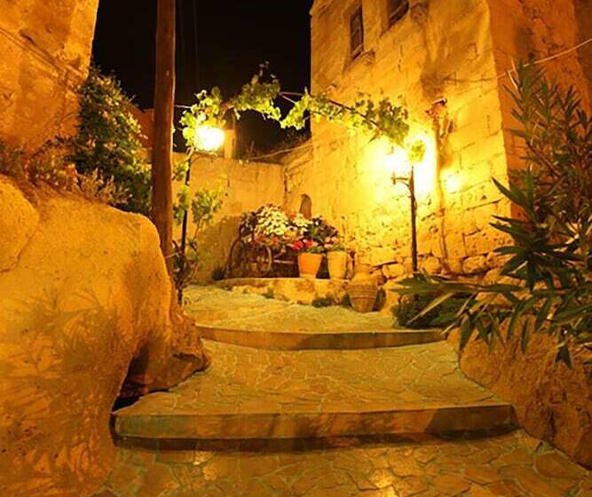 Larina Cave Otel