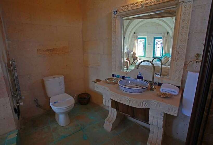 Larina Cave Otel