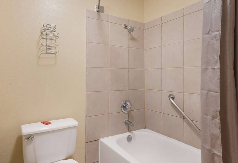 مُتل SureStay Hotel by Best Western Wells