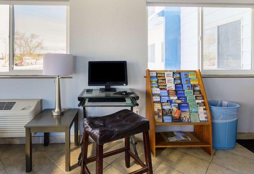 مُتل SureStay Hotel by Best Western Wells
