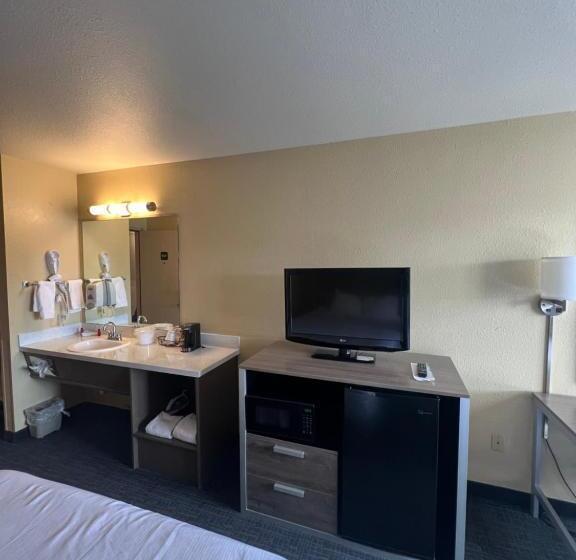 مُتل SureStay Hotel by Best Western Wells