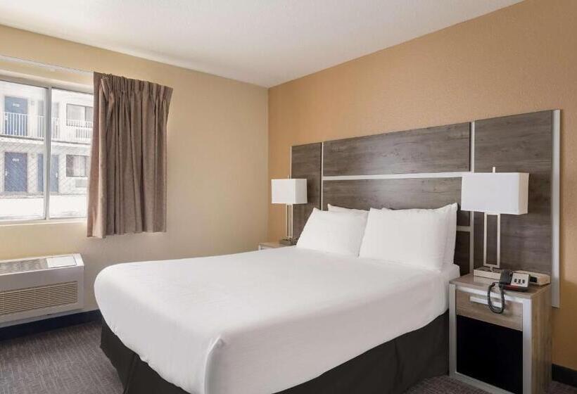 مُتل SureStay Hotel by Best Western Wells