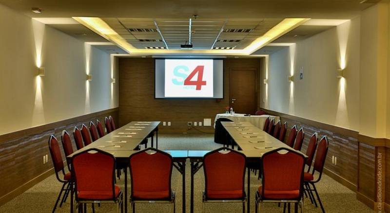 S4 Hotel águas Claras
