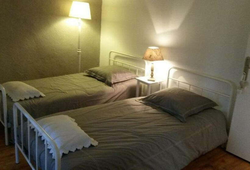 ベッドアンドブレックファースト Chambres D Hotes De La Mure