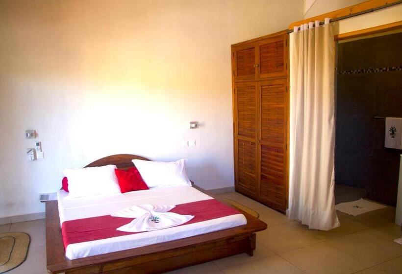 Hotel Hôtel Résidence Sarimanok