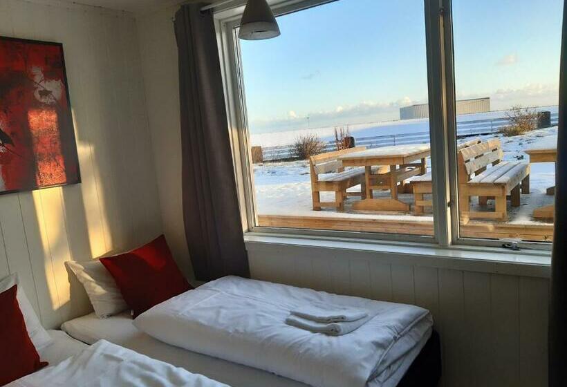 Lofoten Bed & Breakfast Reine   Rooms & Apartments