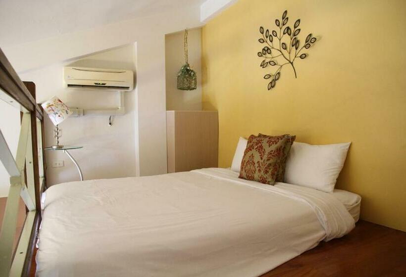 تختخواب و صبحانه Champs Elysees Guesthouse