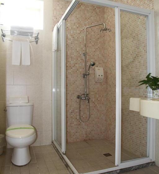 تختخواب و صبحانه Champs Elysees Guesthouse