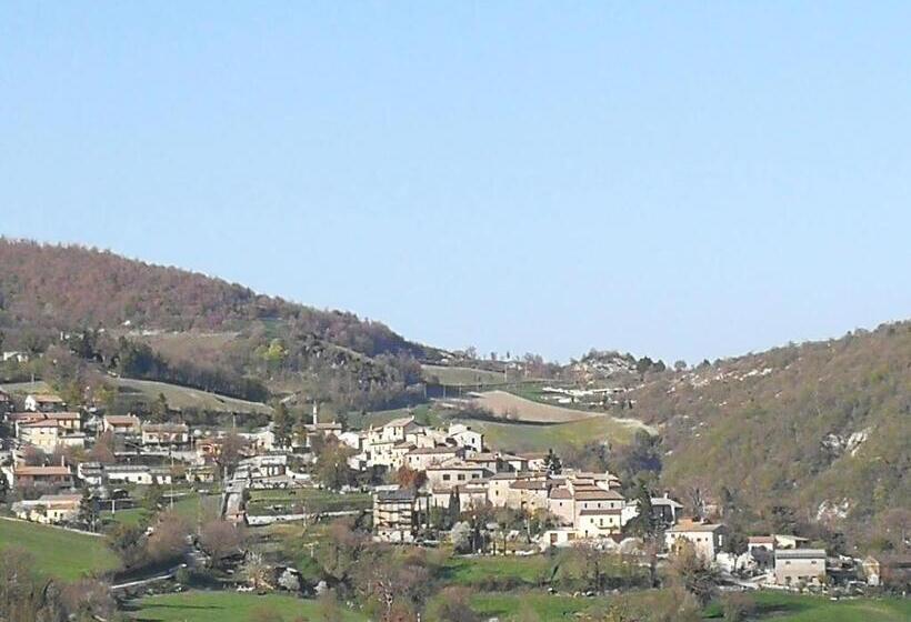호텔 Agriturismo Tre Monti