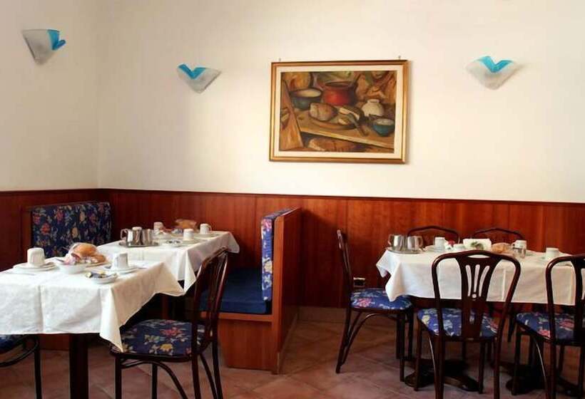 ホテル Albergo Carla