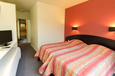 هتل Hôtel Agena