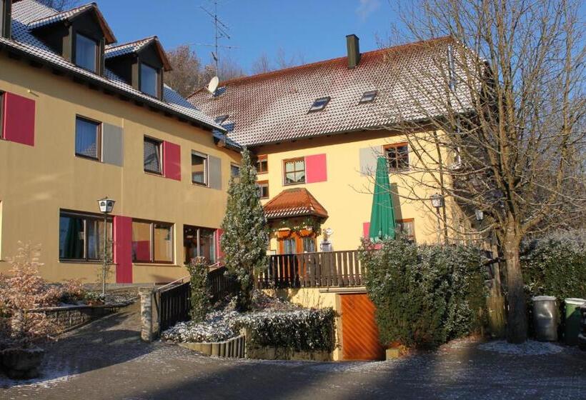 هتل Landgasthof Linden
