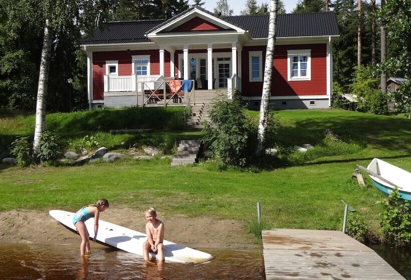 هتل Löydön Kartano