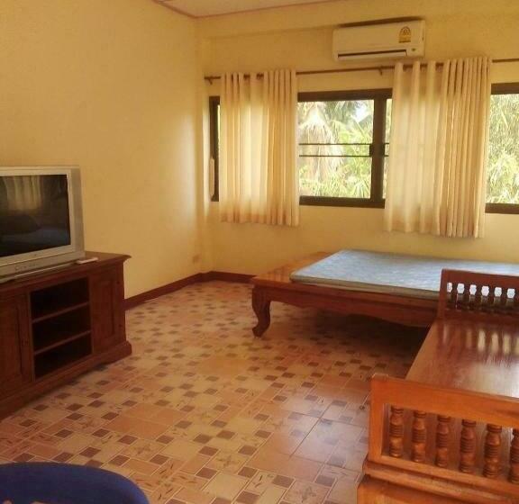 酒店 นาหินลาดรีสอร์ท Nahinlad Resort