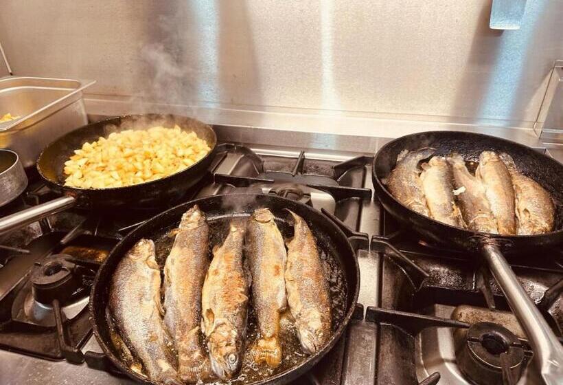 ホテル | Restaurant | Forellenzucht