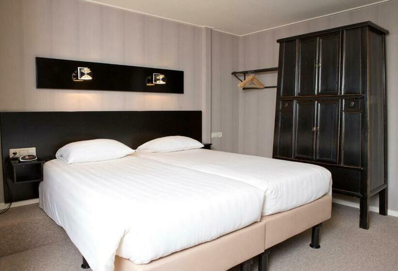 ホテル Zonneheuvel