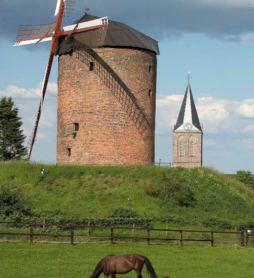 ホテル Zonneheuvel