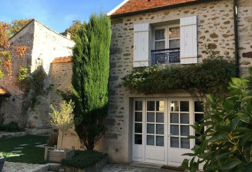 膳宿费 La Maison D Emilie   Chambres D Hôtes