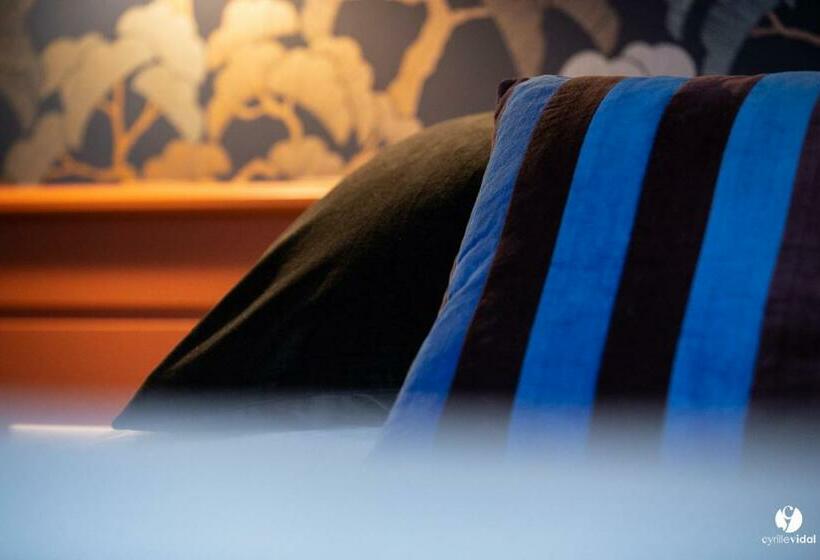 مبيت وإفطار Othil