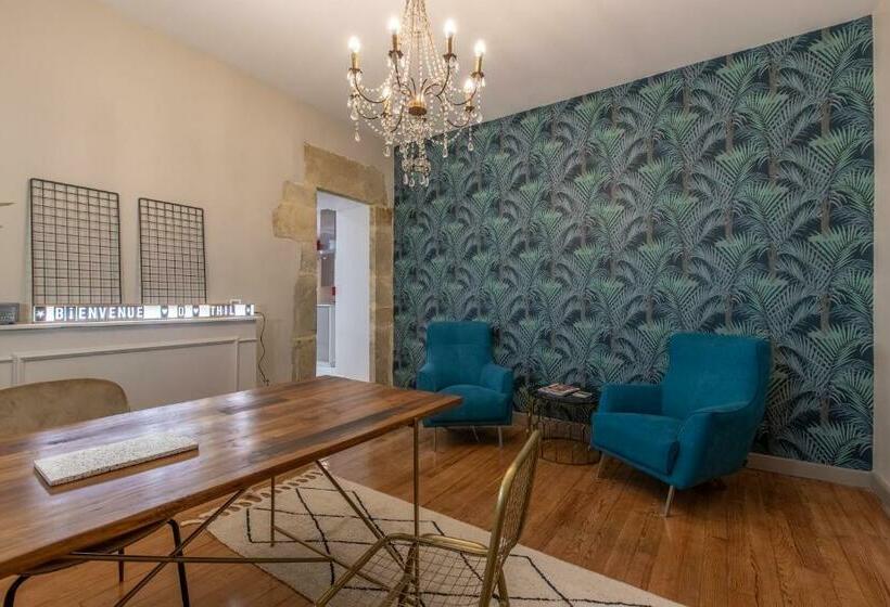 مبيت وإفطار Othil