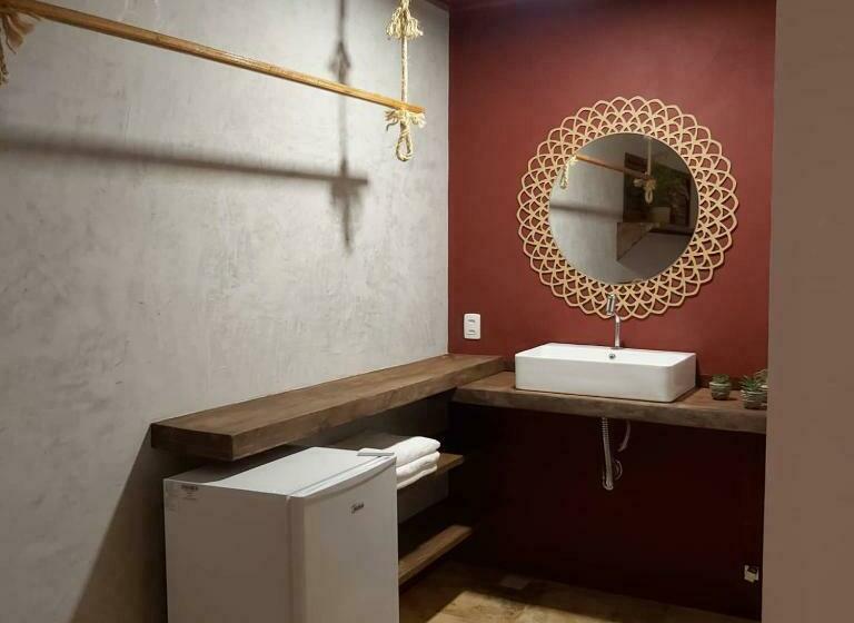 تختخواب و صبحانه Pousada Flor De Lena  Suíte Lírio  Icaraizinho