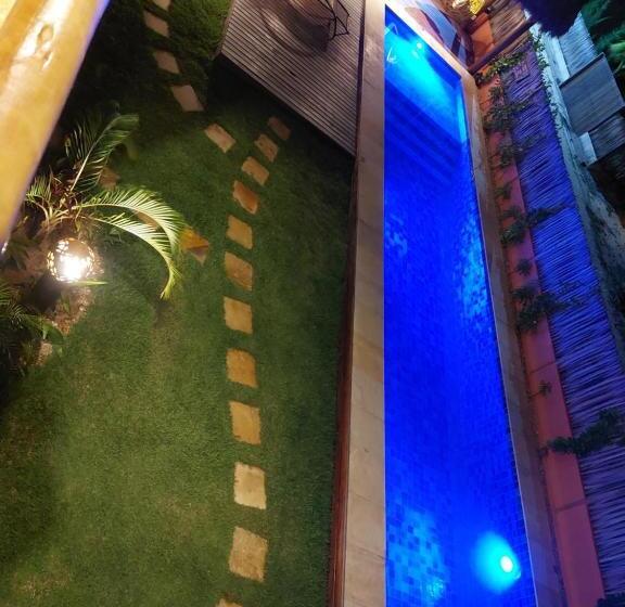 تختخواب و صبحانه Pousada Flor De Lena  Suíte Lírio  Icaraizinho