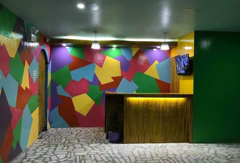 Front Beach Hotel & Resort