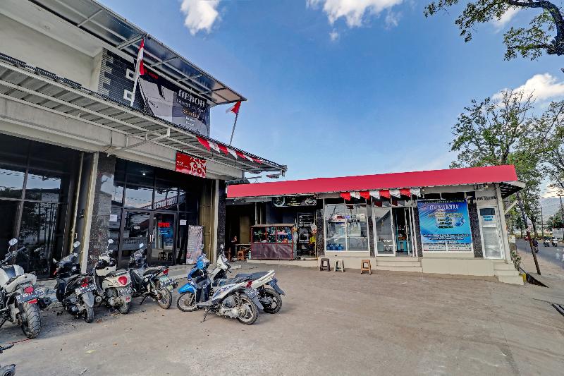 Отель Oyo 90570 Heboh Guest House Syariah