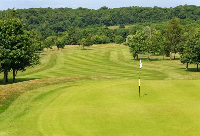 فندق على الطريق Tall Pines Lodges