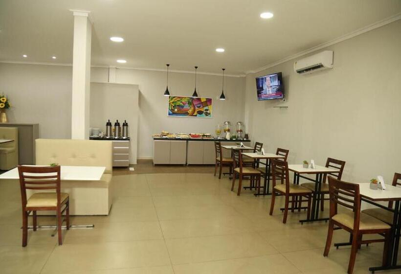 בית מלון כפרי Prata