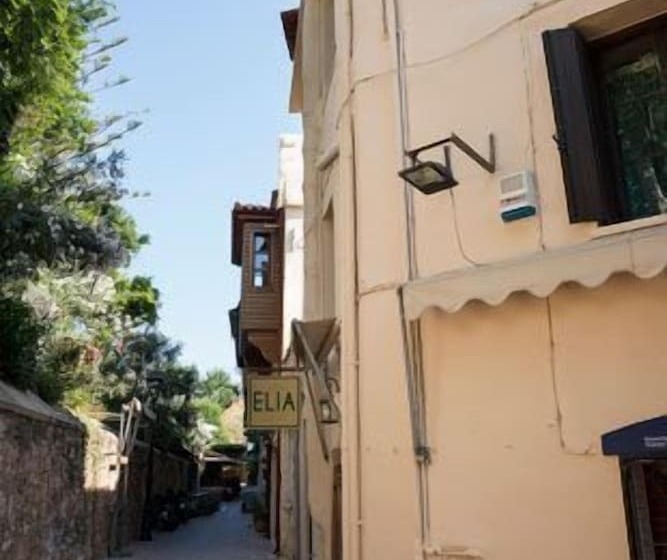 Elia Portou Rooms