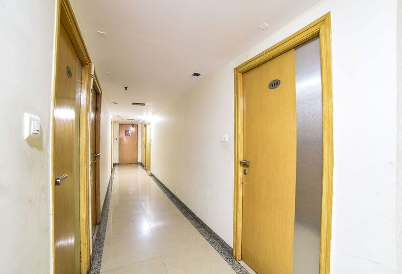 ホテル Oriva Vinflora Residency   Jubilee Hills