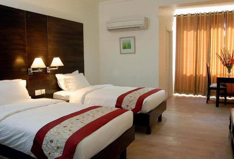 Fotos del hotel 66 Residency-boutique City Centre:  9