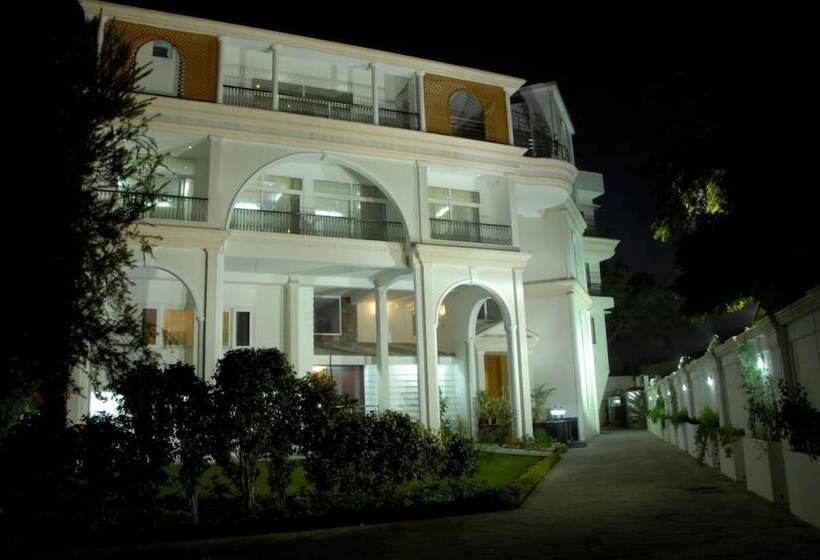 Fotos del hotel 66 Residency-boutique City Centre:  32