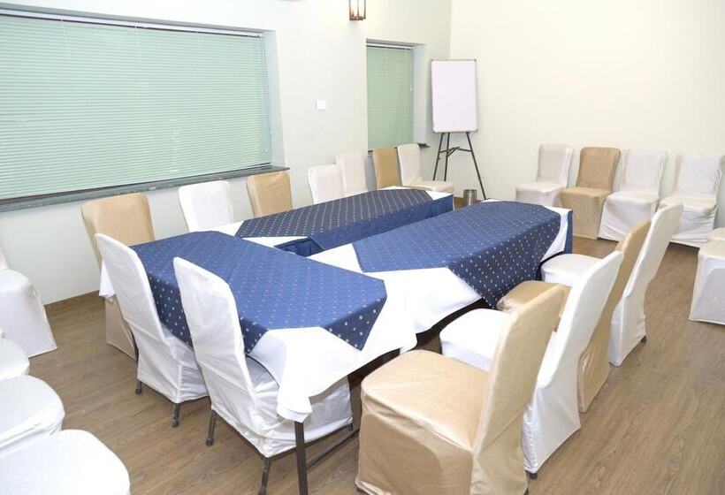 Fotos del hotel 66 Residency-boutique City Centre:  3