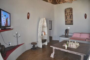 هتل Afrika Pearl & Spa