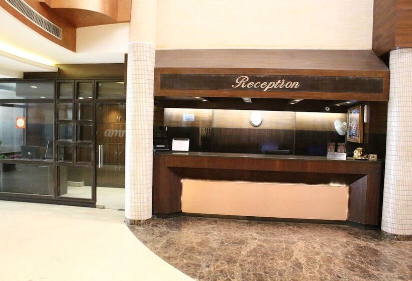 Amr Hotel, Katra