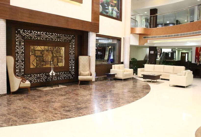 Amr Hotel, Katra