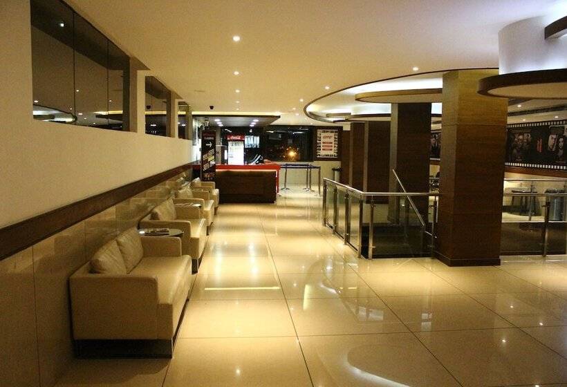 Amr Hotel, Katra