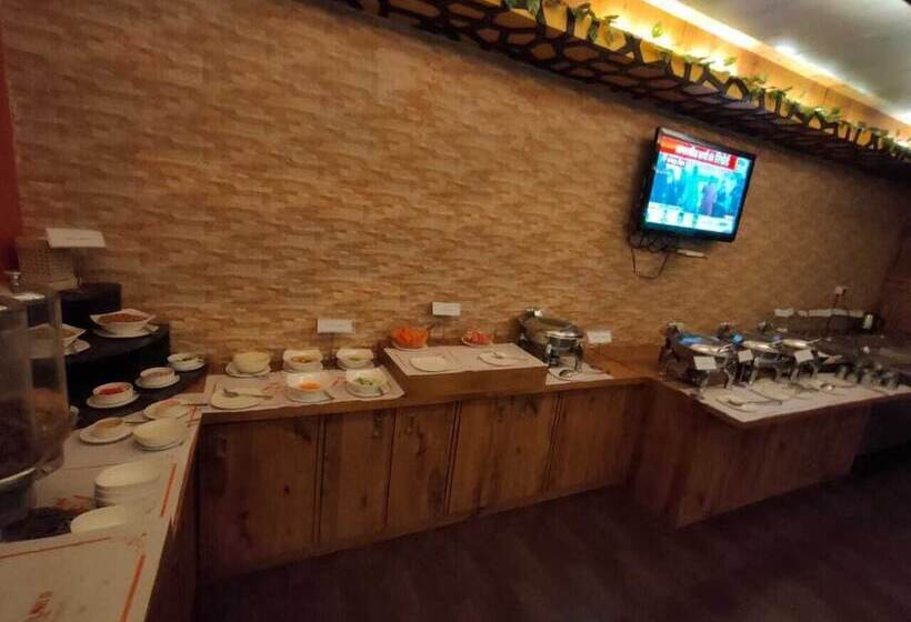 هتل Avn Grand